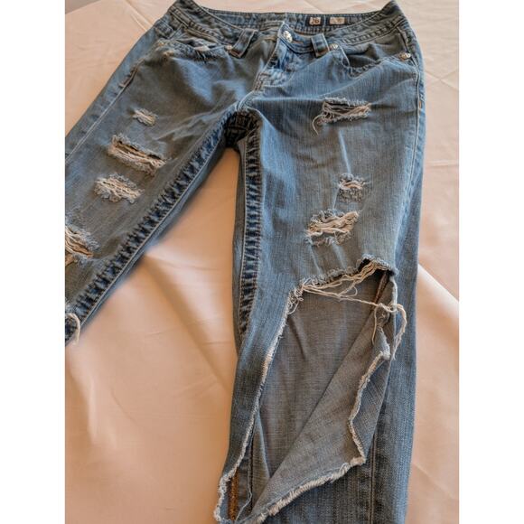 Miss Me Women's Thrashed Boyfriend Blue Jeans Sz 26 Destroyed Worn Distressed - Picture 2 of 12